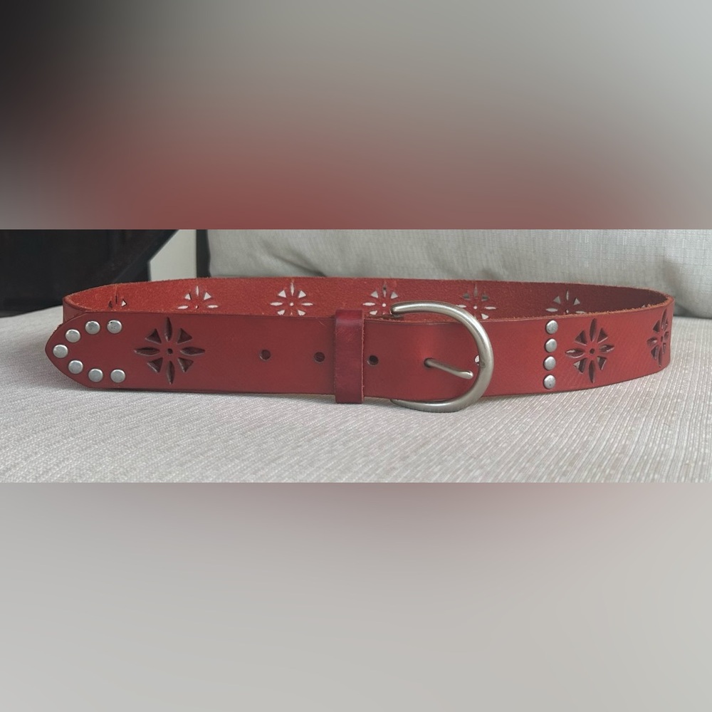 NWOT Elegant Red Leather Belt with Floral Cutouts
